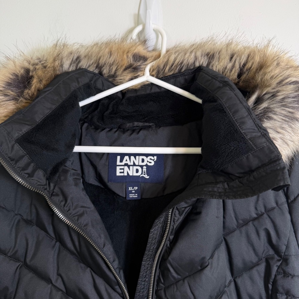 Lands End Puffer Parka Women XL 18 Petite Black Fur Hood Quilted Insulated Coat - Picture 3 of 4